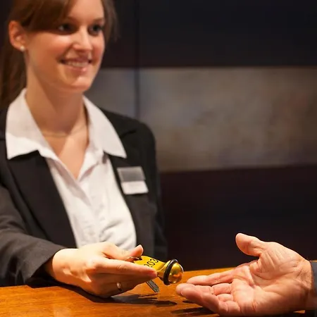 Park-hotel Am Rhein - Gesundheitshotel Und Residenzen